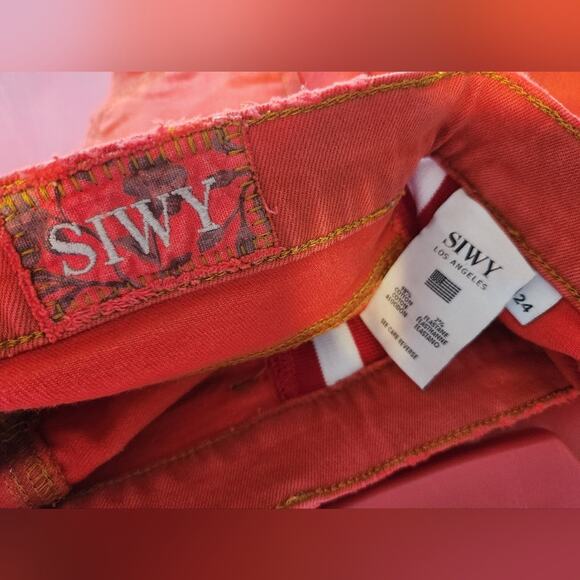 SIWY Red denim shortie short shorts cut offs 24 - Picture 6 of 7